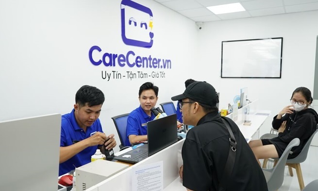 thay mặt kính iPhone 8 Plus tại Care Center