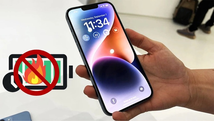 iPhone sạc pin bị nóng máy có nguy hiểm không