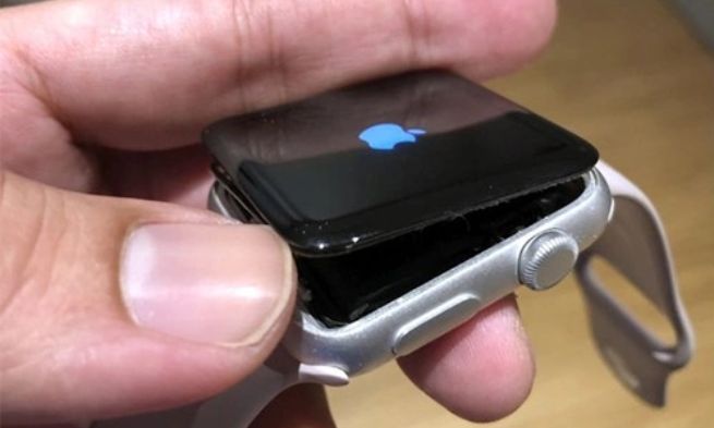 thay màn hình Apple Watch