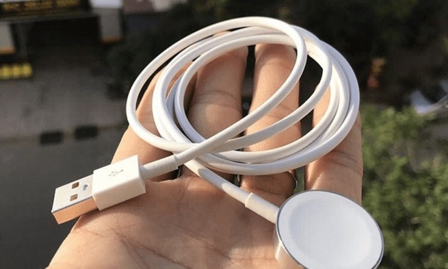 Kiểm tra bộ sạc và cáp sạc