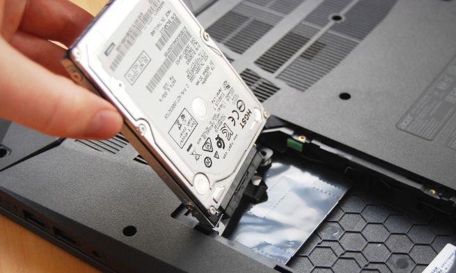 Cách thay ổ cứng laptop