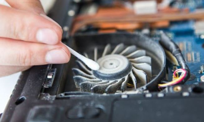 Vệ sinh máy và kiểm tra nhiệt độ