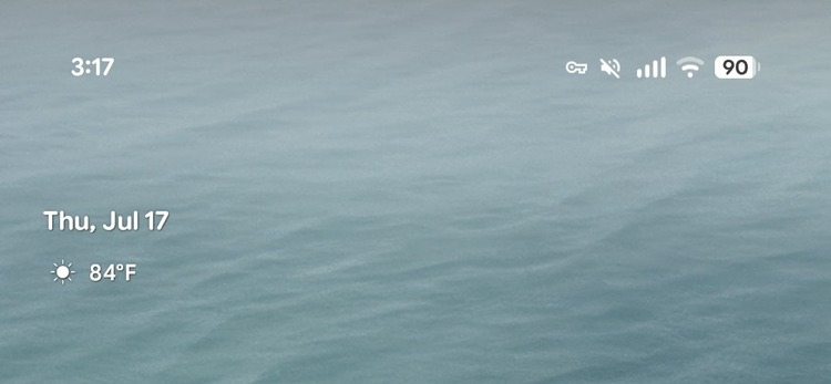 At a Glance sử dụng lại biểu tượng thời tiết màu sắc