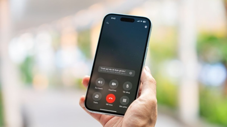 Thử gọi một cuộc hoặc bật dữ liệu di động để kiểm tra sóng