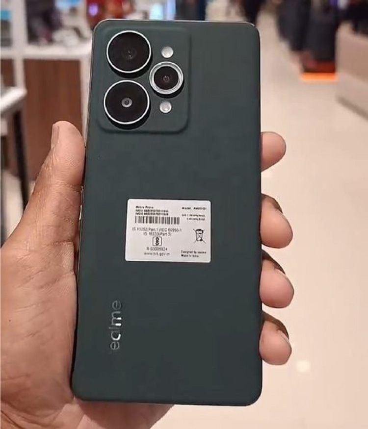 Realme 15 Pro ra mắt camera kép