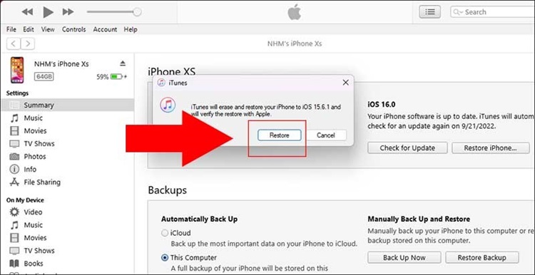 chọn Khôi phục iPhone (Restore) trong iTunes