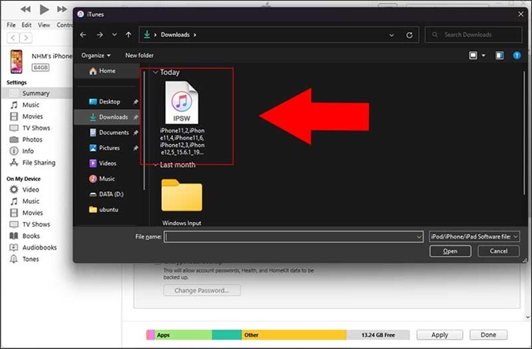 chọn file IPSW vừa tải