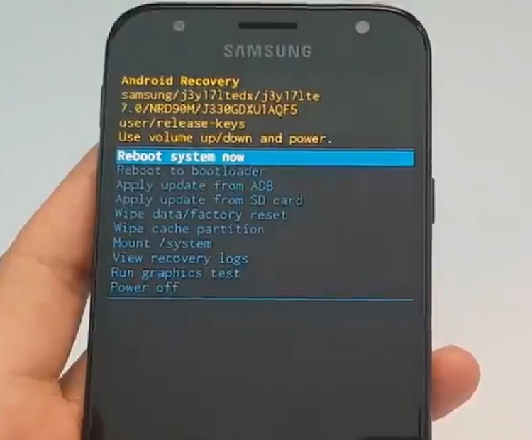 cách xử lý khi điện thoại bị treo máy Samsung