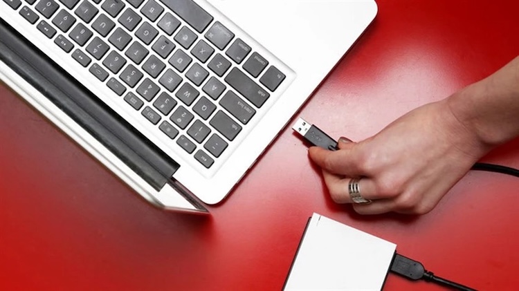 Rút toàn bộ thiết bị ngoại vi: