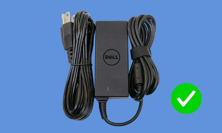 Sử dụng sạc chính hãng laptop