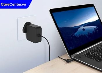 vừa sạc vừa dùng laptop có bị chai pin không