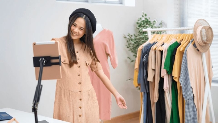 Mẹo livestream trên Facebook thu hút lượt xem