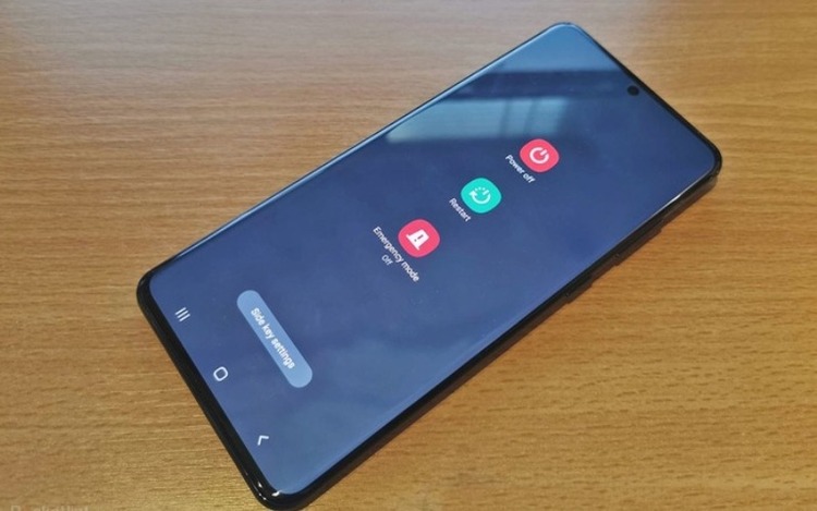 Điện thoại bị đơ màn hình cảm ứng Samsung