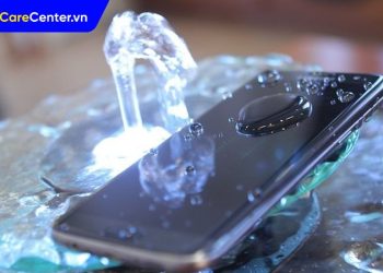 Điện thoại bị vô nước đen màn hình