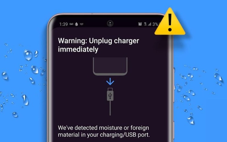 Không cắm sạc ngay khi máy còn ướt