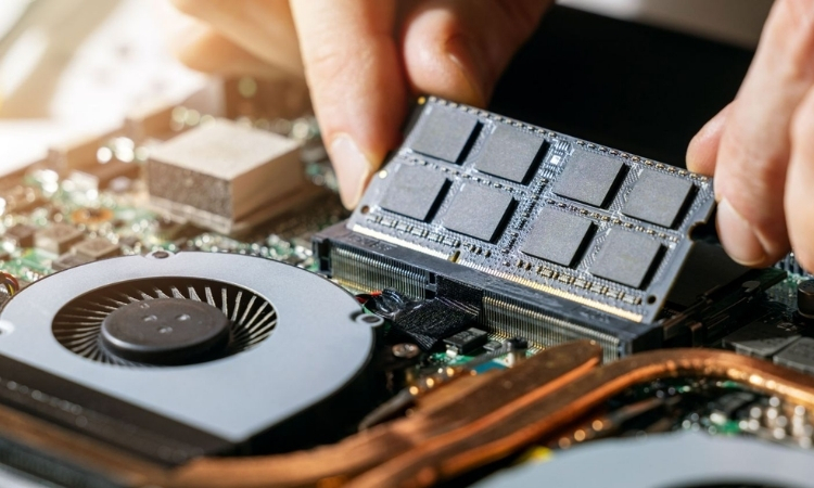 Khi nào cần nâng cấp RAM laptop