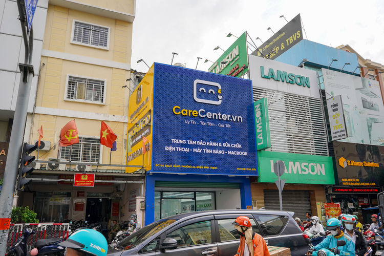 Vì sao bạn nên sửa màn hình MacBook tại Care Center?