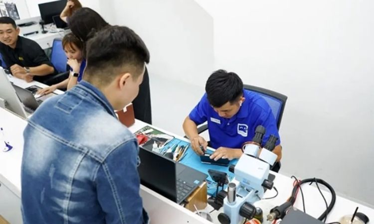 Thay màn hình hoặc IC hiển thị 