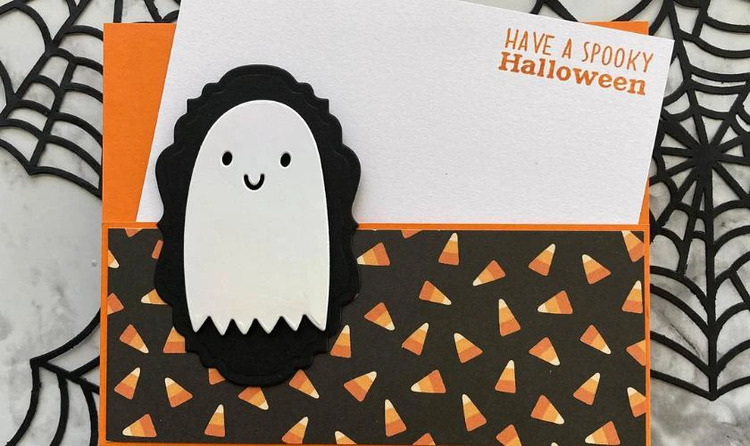 Thiệp Halloween bằng giấy thủ công