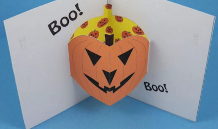 Thiệp Halloween bằng giấy thủ công đơn giản