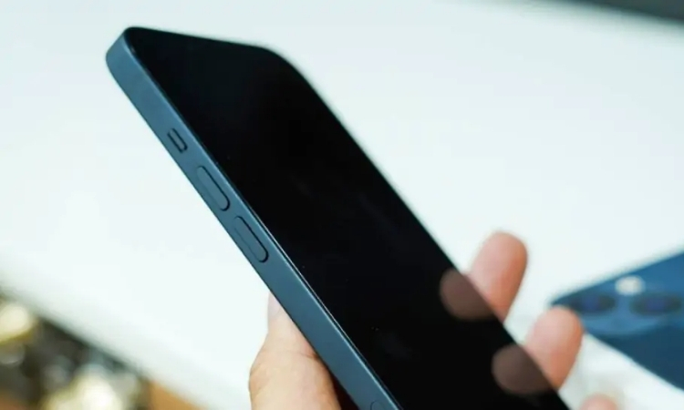 iphone bị đen màn hình nhưng vẫn có tiếng