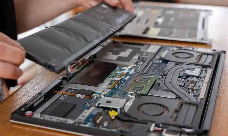 Nguyên nhân khiến pin MacBook bị phồng