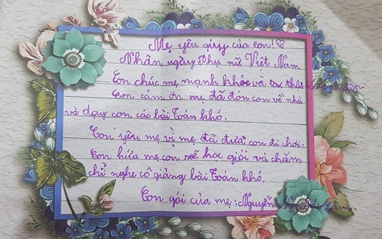 Thiệp chúc mừng 20/10 tặng mẹ và bà đẹp, ý nghĩa