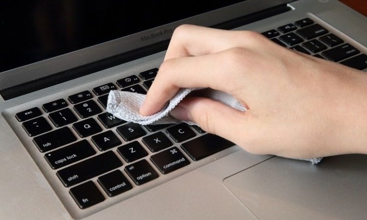 bàn phím macbook không gõ được số