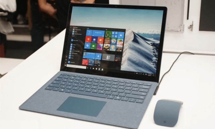 Giữ nhiệt độ ổn định khi sạc laptop