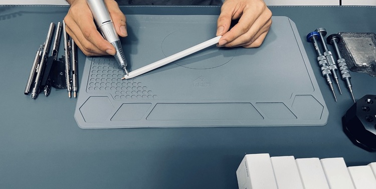 Liên hệ trung tâm bảo hành Apple