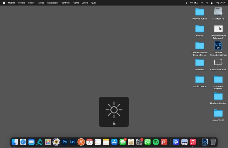 Lỗi macbook pro 2017 không điều chỉnh được độ sáng màn hình