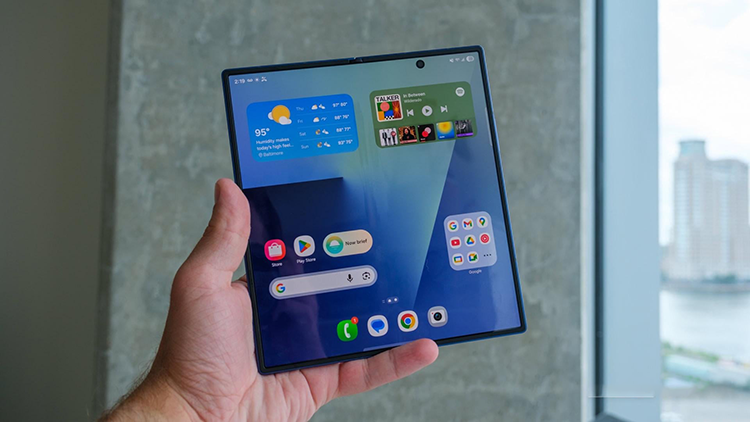 Wide Fold