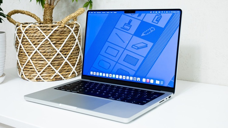 MacBook Pro M6 có gì mới
