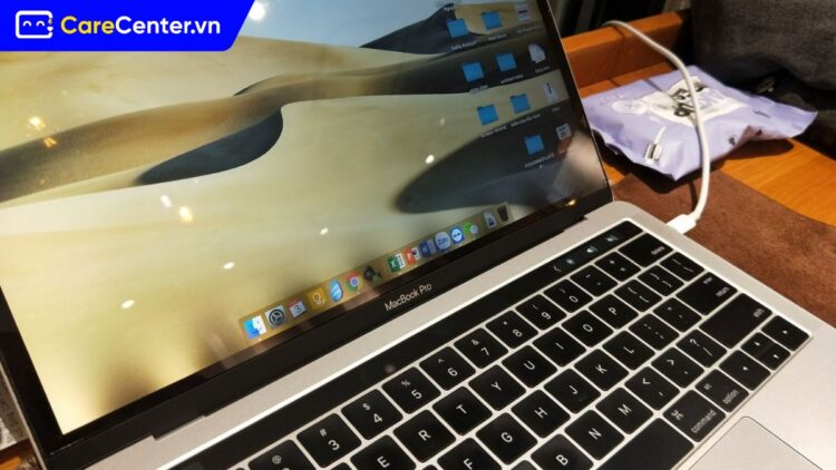 màn hình máy tính bị loang đen