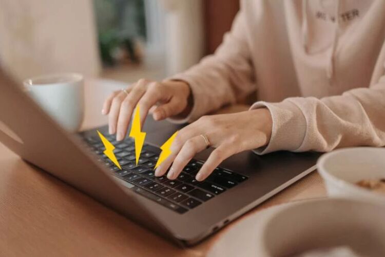 Giảm nhiễu điện từ laptop