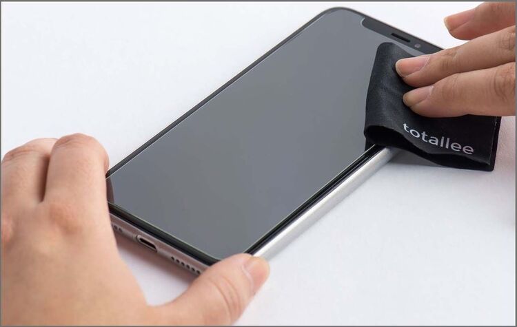 Kiểm tra miếng dán màn hình iphone