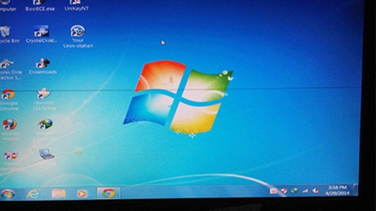 màn hình máy tính bị sọc ngang mờ