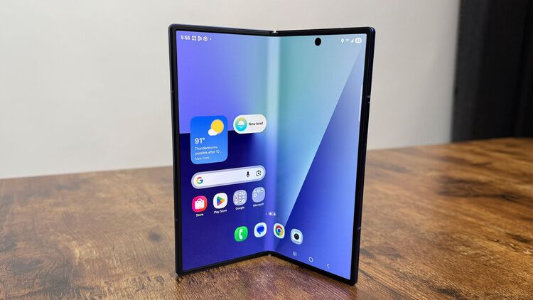 giá bán Samsung Galaxy Z Fold 8